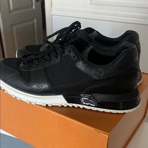 Louis Vuitton Black and White Men's Sneakers UK 9 US 10